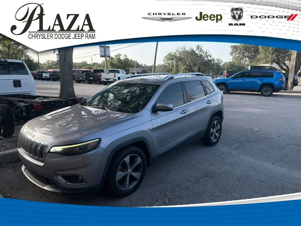 Used 2019 Billet Silver Metallic Jeep Limited image 1