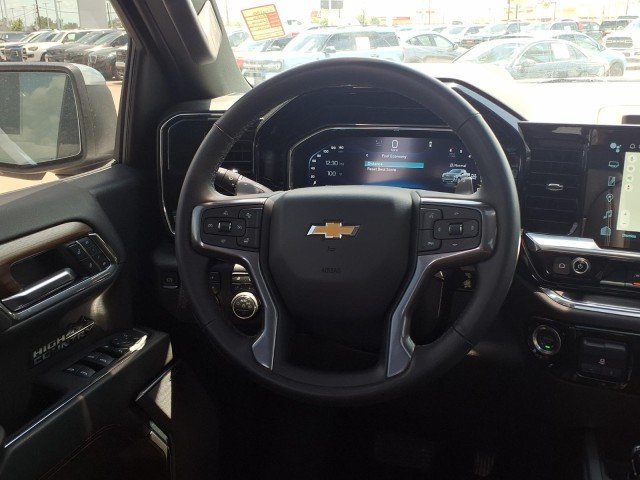 Certified Used 2024 Iridescent Pearl Tricoat Chevrolet High Country image 16