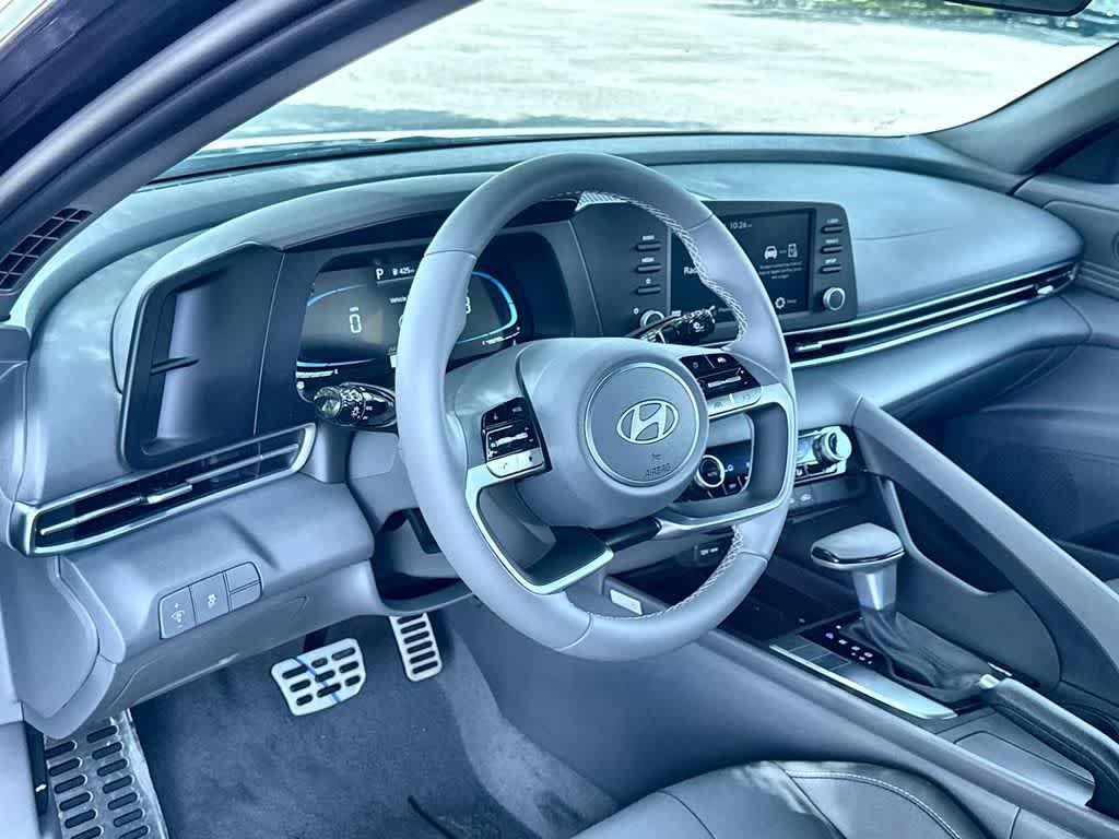 2026 Hyundai Elantra SEL Sport - Photo 13