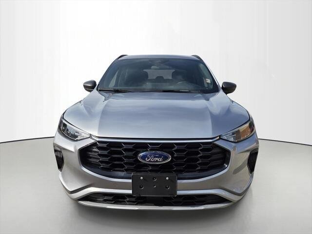 Used 2024 Iconic Silver Ford ST-Line image 8