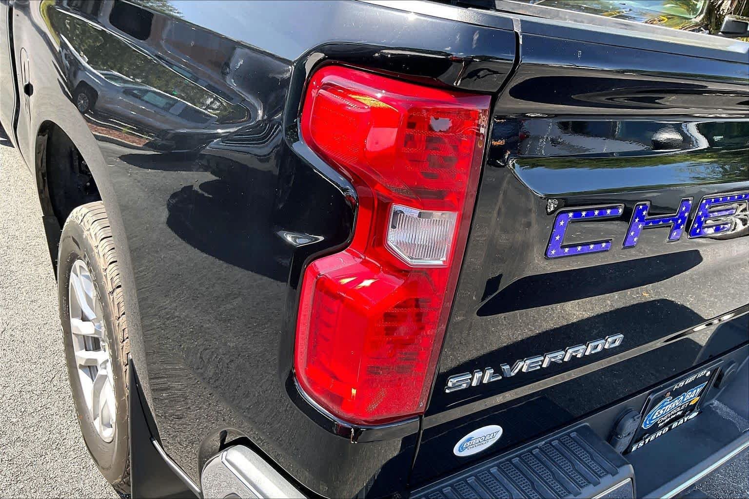 Used 2021 Black Chevrolet LT image 28