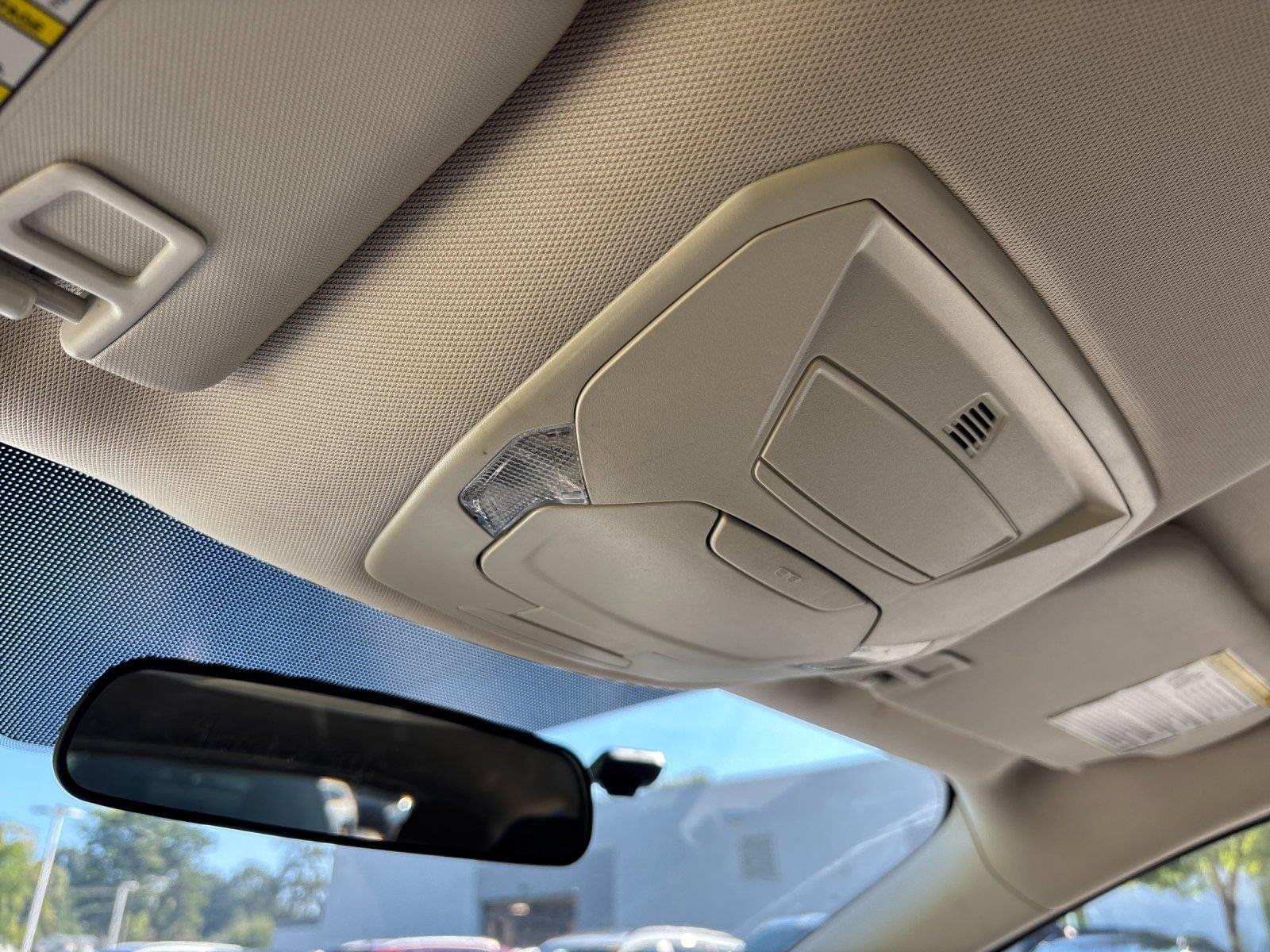 Used 2017 Ingot Silver Ford SE image 29