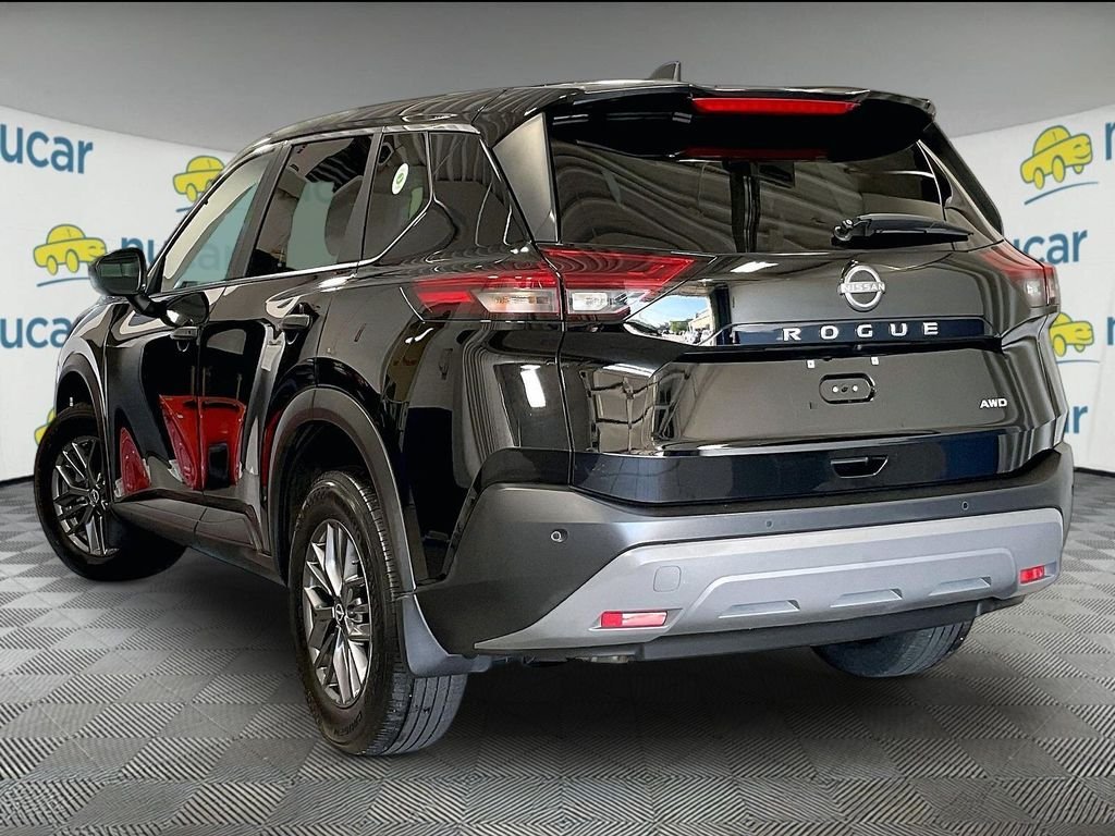 Certified Used 2023 Black Nissan S image 4