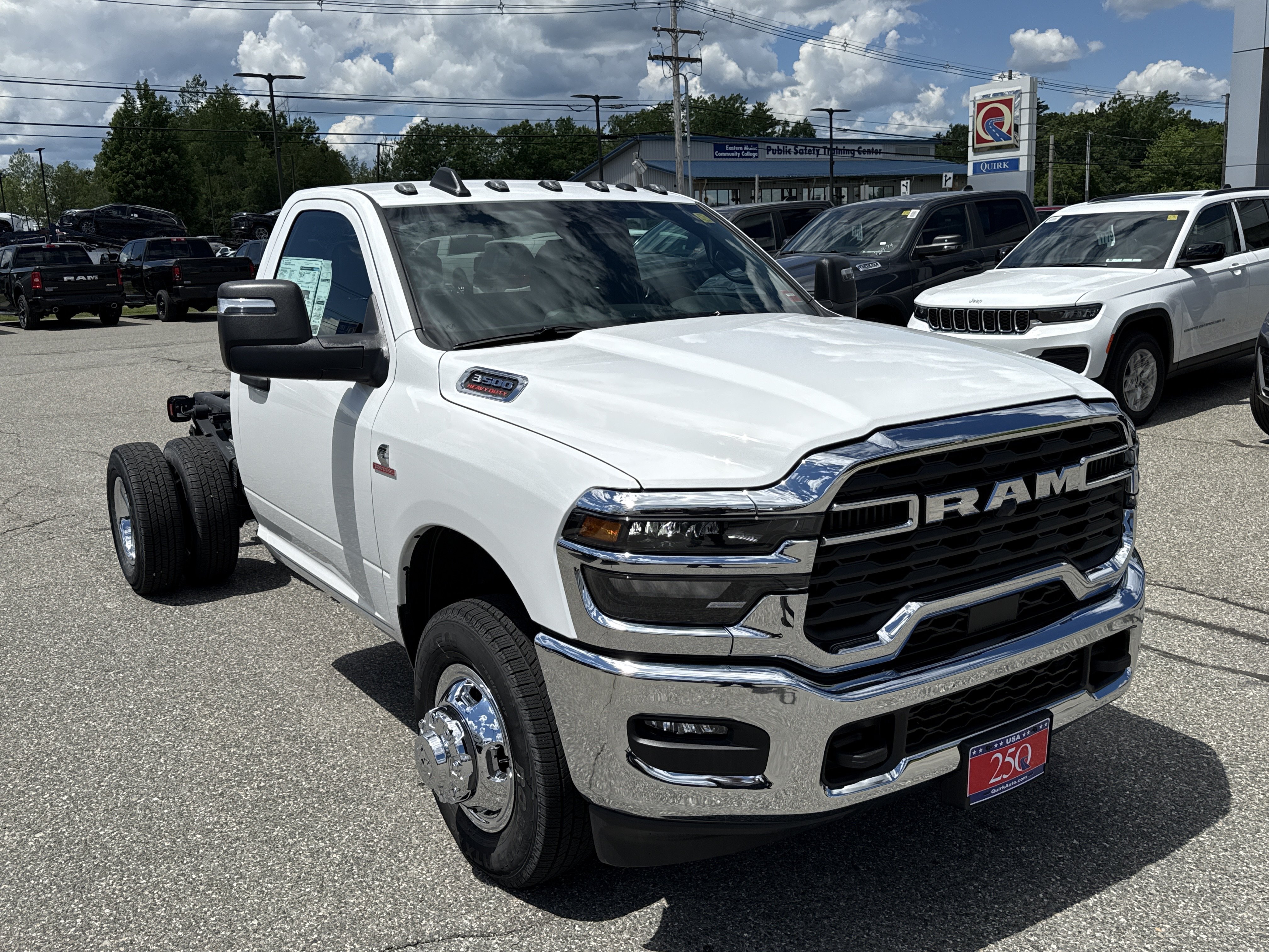 New 2026 Bright White Clearcoat Ram Tradesman image 6