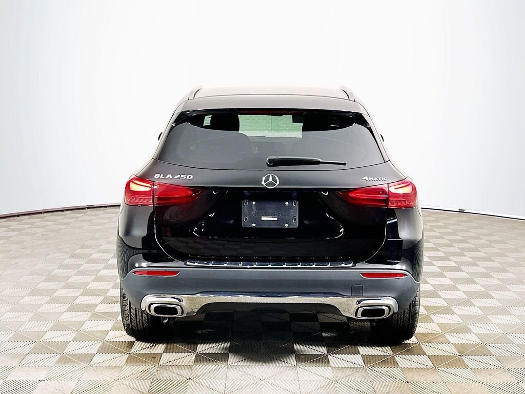 New 2026 Night Black Mercedes-Benz GLA 250 image 34