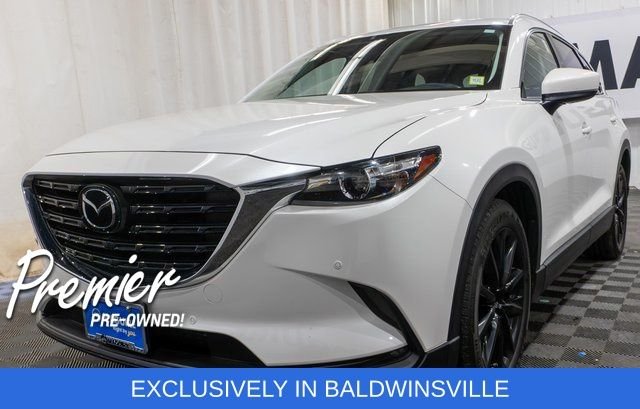 Used 2022 Snowflake White Pearl Mazda Touring Plus image 2