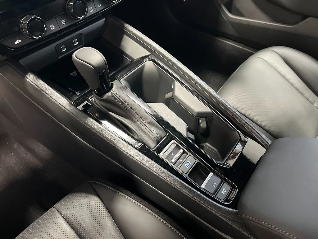 New 2026 Platinum White Pearl Honda Sport-L image 14
