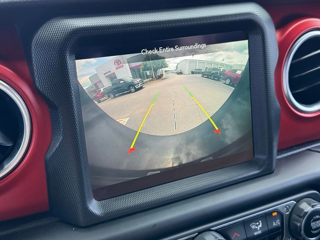 Used 2021 Gray Jeep Unlimited Rubicon image 29