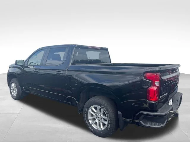 Used 2023 Black Chevrolet RST image 2