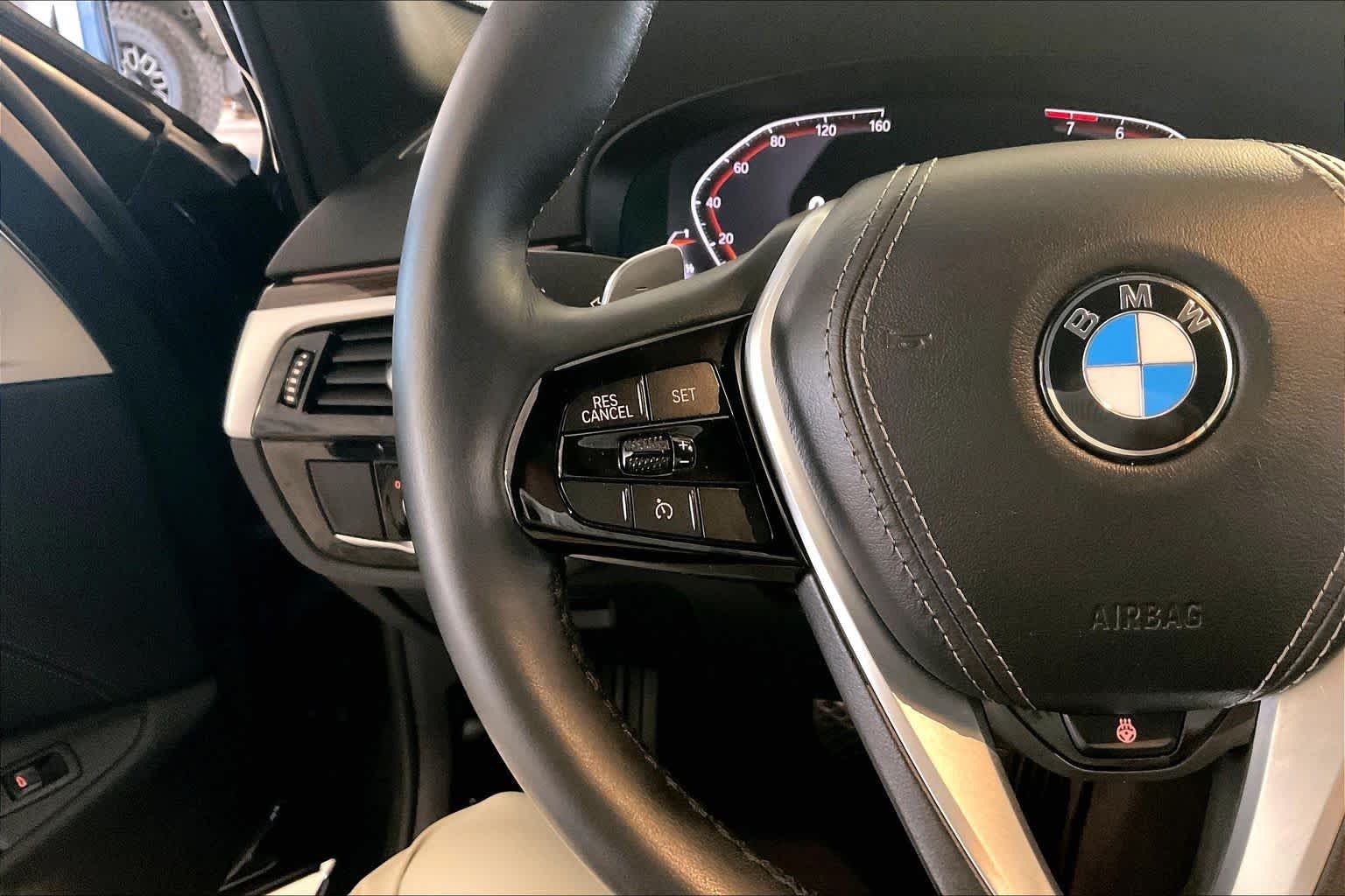 Used 2020 Dark Graphite Metallic BMW 540i image 21