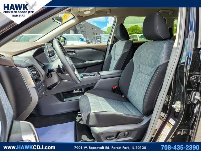 Used 2023 Black Nissan SV image 8