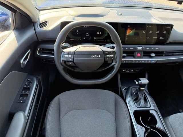 Used 2025 Blue Kia LXS image 13