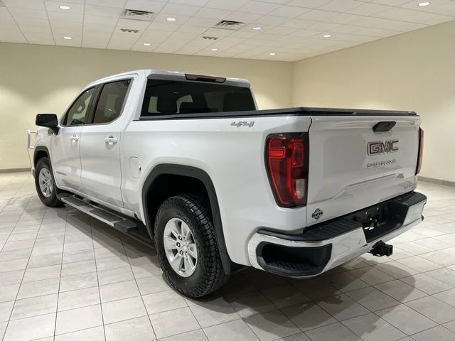 Used 2020 Summit White GMC SLE image 3
