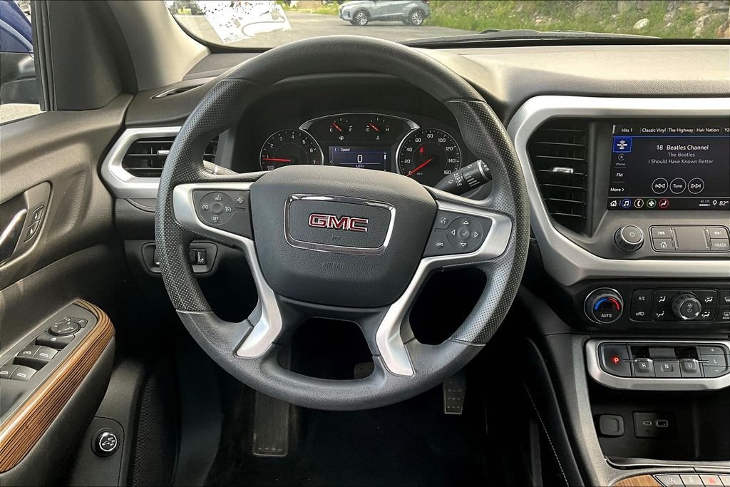 Used 2023 Ultra Blue Metallic GMC SLE image 18
