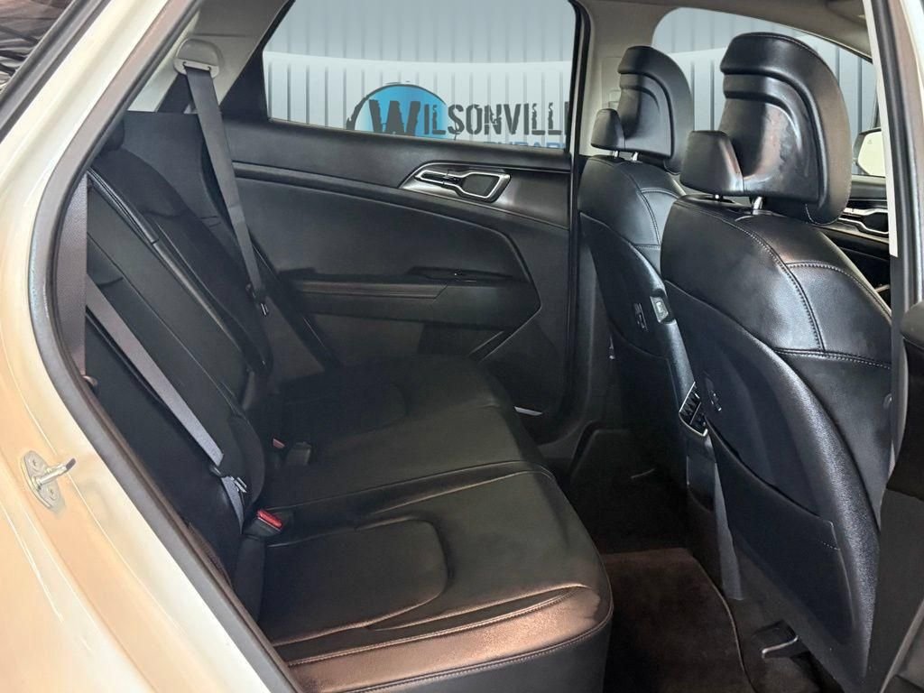 Used 2023 White Kia EX image 7