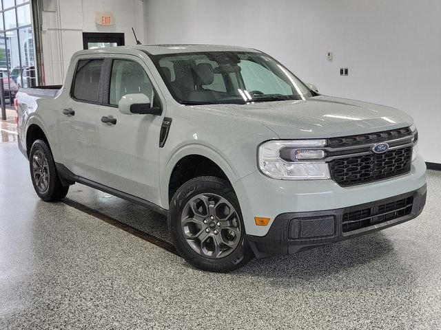 Used 2023 Green Ford XLT image 1