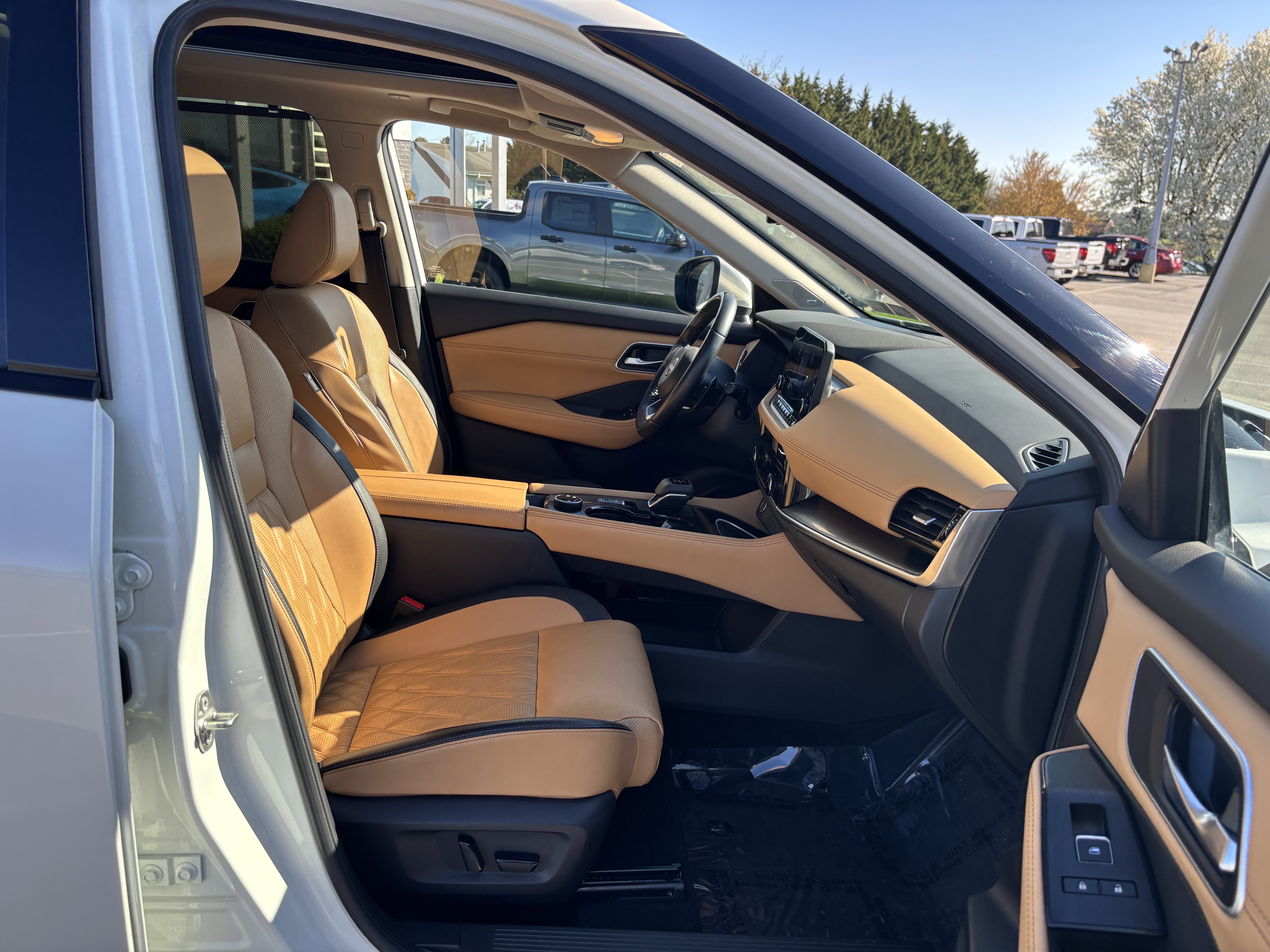 2023 Nissan Rogue Platinum - Photo 50