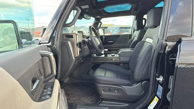 2024 GMC HUMMER EV 3X - Photo 37