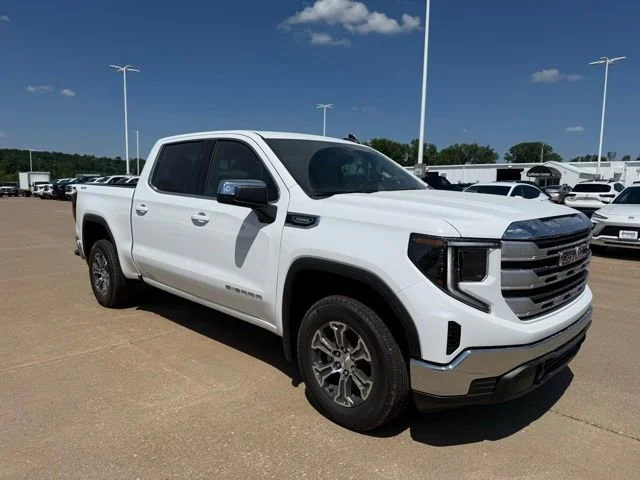 2026 GMC Sierra 4WD Crew Cab Short Box SLE's photo