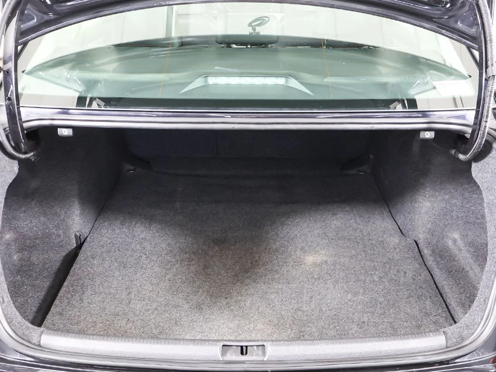 Used 2019 Deep Black Pearl Volkswagen 2.0T Wolfsburg image 19