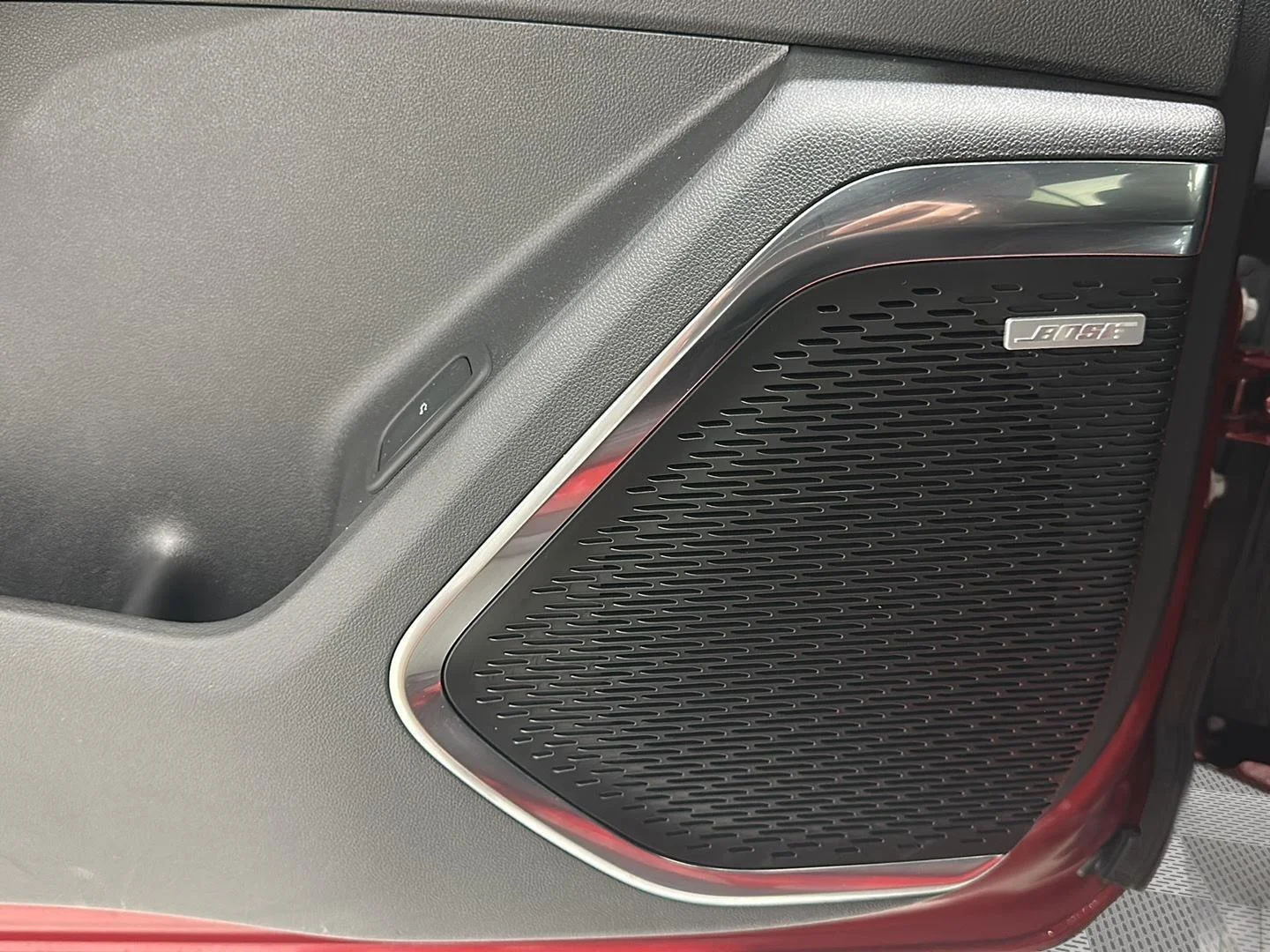 Used 2026 Volcanic Red Tintcoat GMC Elevation image 22