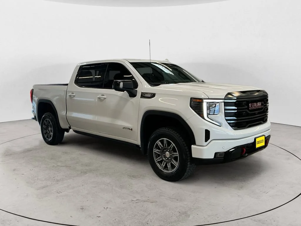 Used 2024 Summit White GMC AT4 image 3