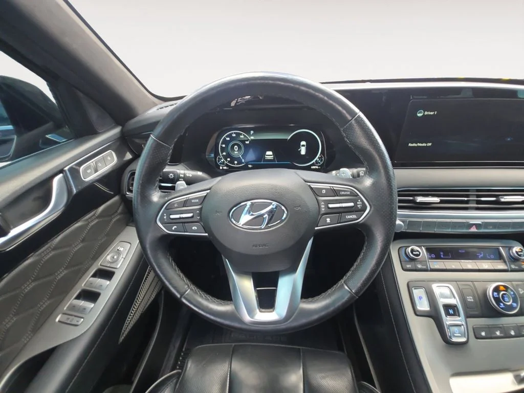Used 2022 White Hyundai Calligraphy image 12