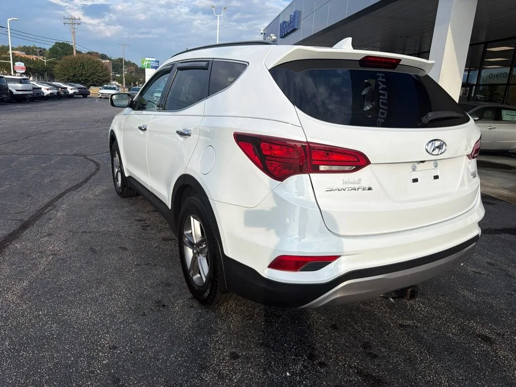 Used 2017 Frost White Pearl Hyundai 2.4L image 8