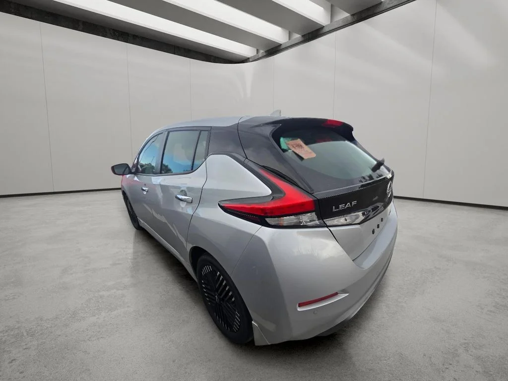 Used 2024 Brilliant Silver Metallic Nissan SV PLUS image 4