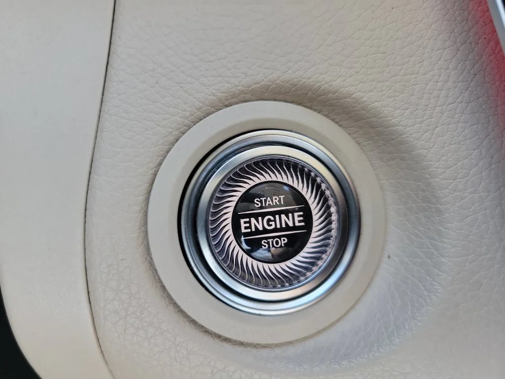 2020 Mercedes-Benz GLC GLC300 - Photo 17