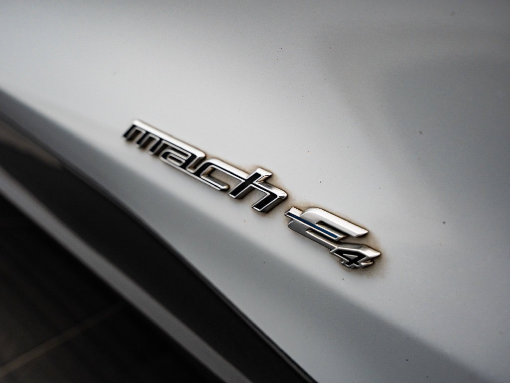 Used 2022 Space White Metallic Ford Premium image 15