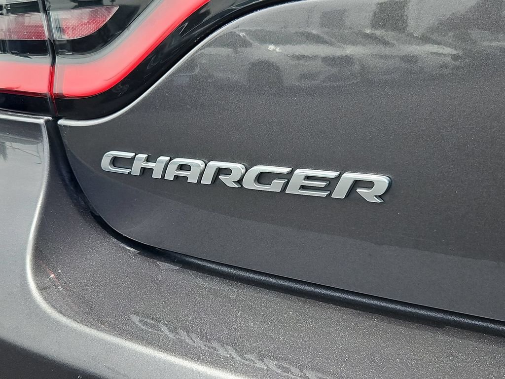 Used 2022 Gray Dodge SXT image 26