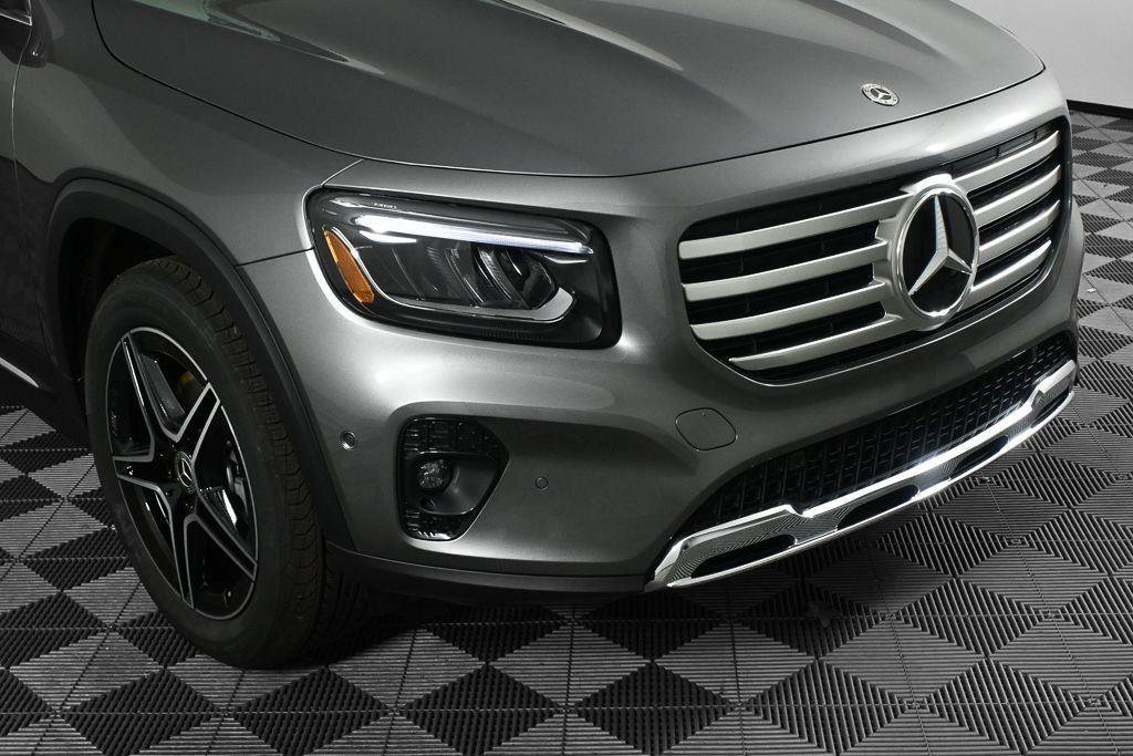 New 2026 Mountain Grey Metallic Mercedes-Benz GLB 250 image 76