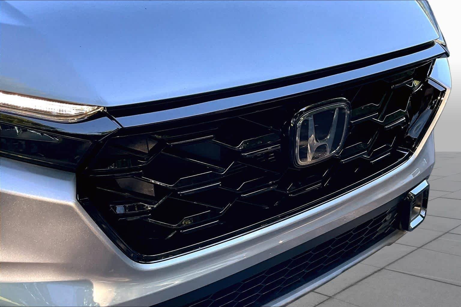 Certified Used 2026 Solar Silver Metallic Honda Sport-L image 30