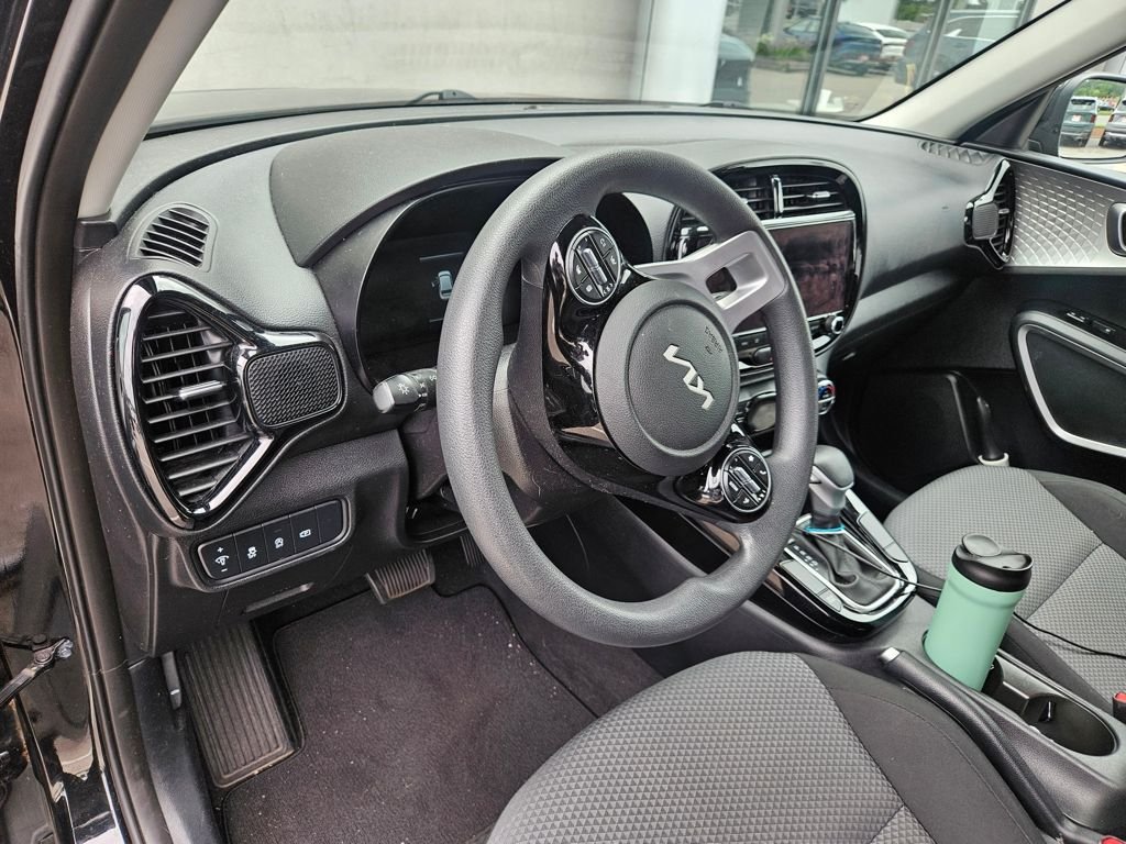 Used 2023 Black Kia S image 3