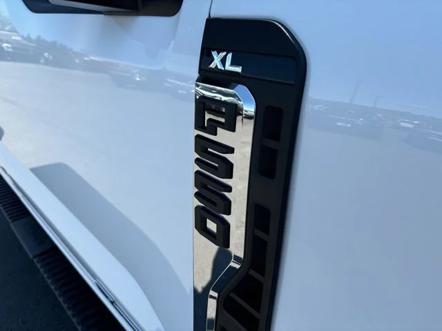 2024 Ford F-550 Super Duty Chassis Cab XL - Photo 17