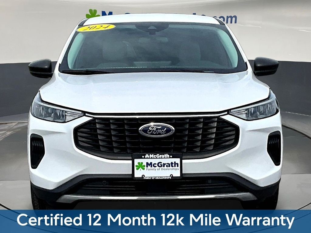 Used 2024 White Ford Active image 2