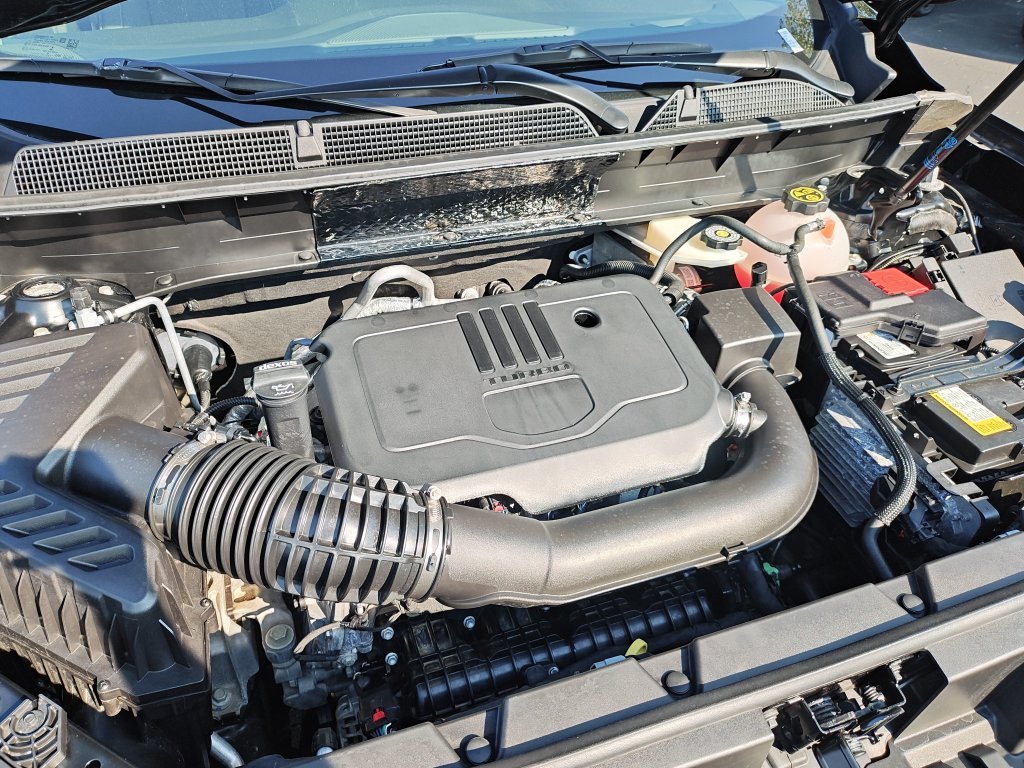 Certified Used 2023 Black GMC SLT image 26