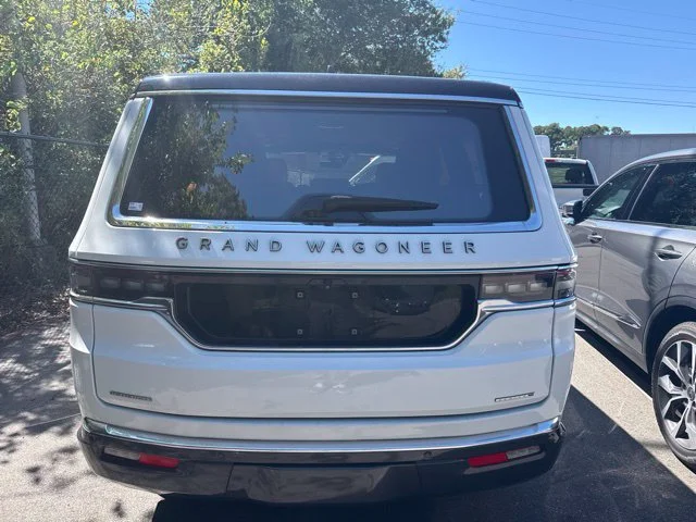 Used 2022 White Jeep Series III image 5
