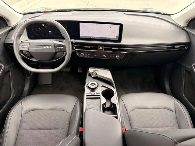 Certified Used 2025 Black Kia Light image 13