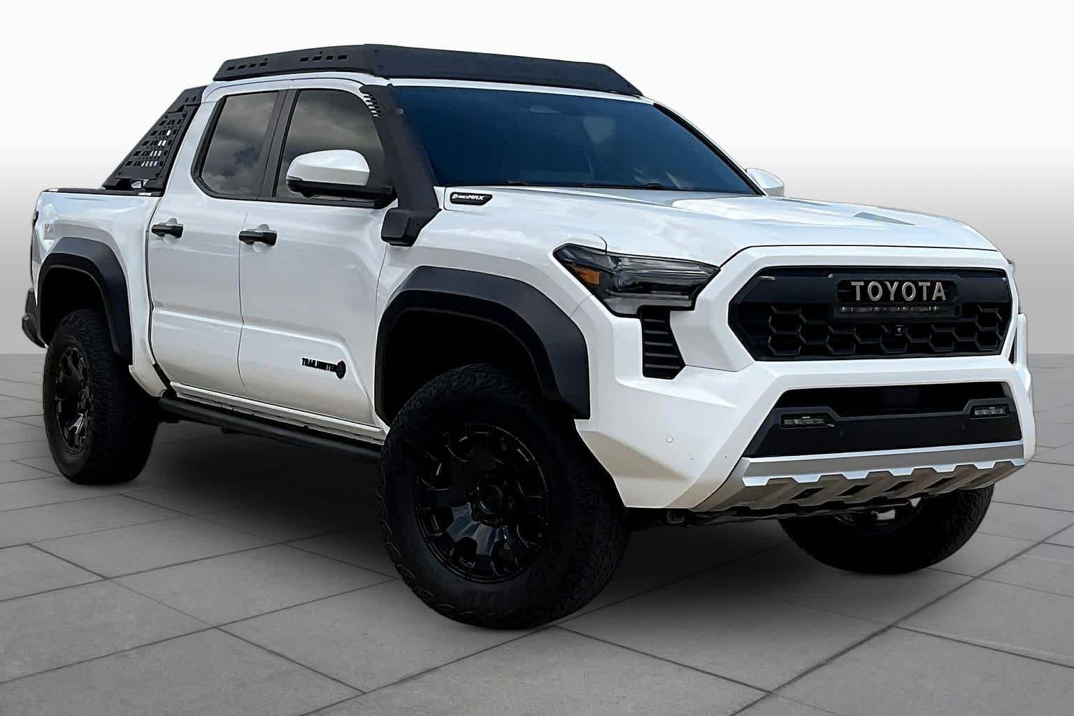Used 2024 Ice Cap Toyota Trailhunter Hybrid image 4
