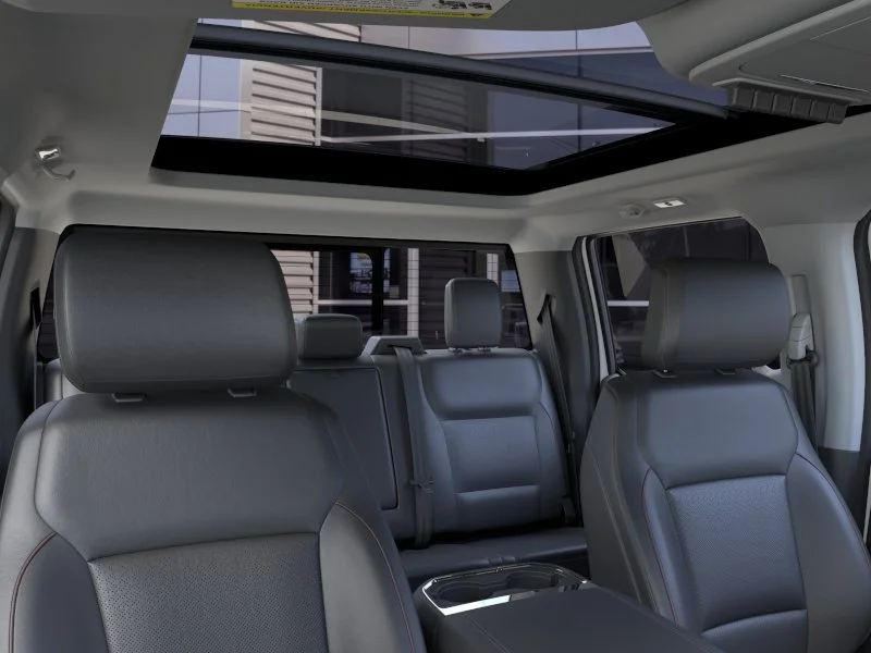New 2026 Star White Metallic Tri-Coat Ford Lariat image 22