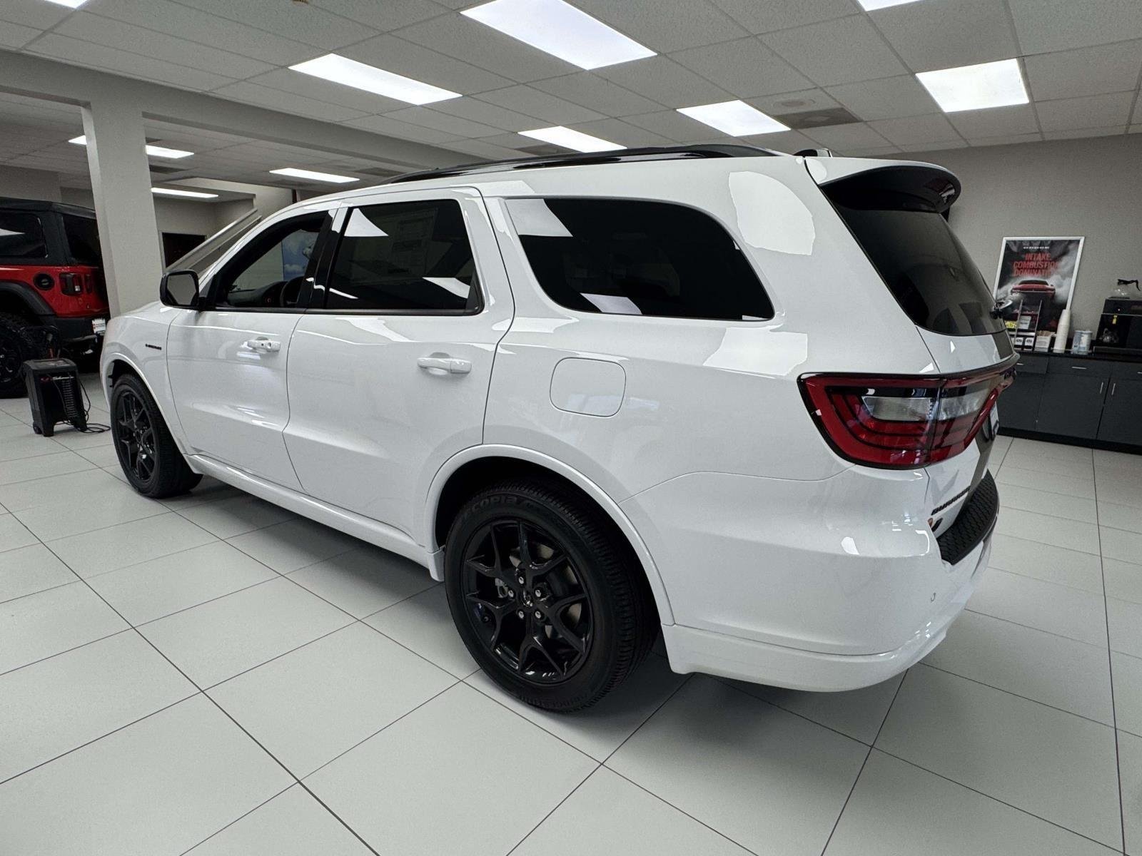 New 2026 White Knuckle Clearcoat Dodge GT HEMI V8 image 24