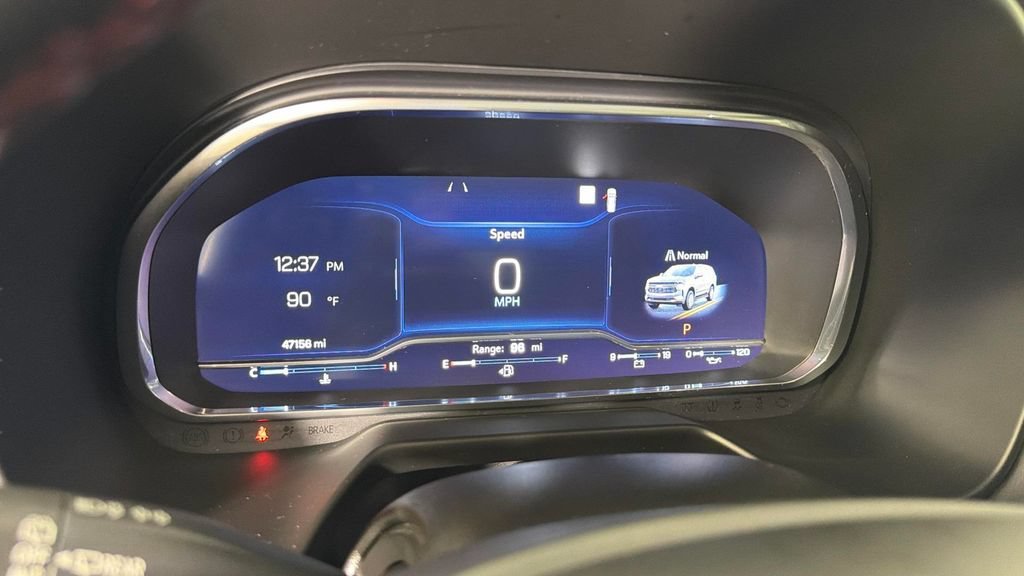 Used 2022 Satin Steel Metallic Chevrolet RST image 21