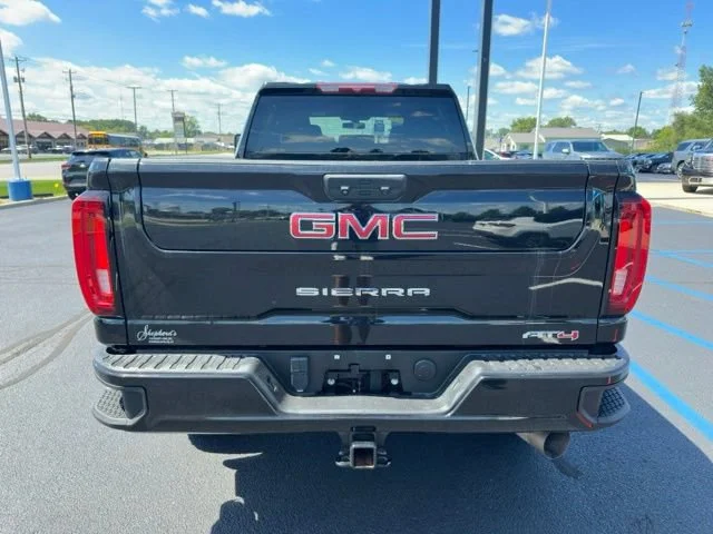 Used 2023 Ebony Twilight Metallic GMC AT4 image 17