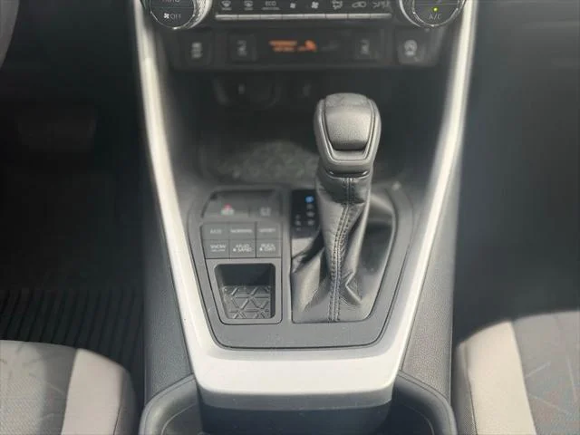 Certified Used 2020 MIDNIGHT BLACK METALLIC Toyota  image 26