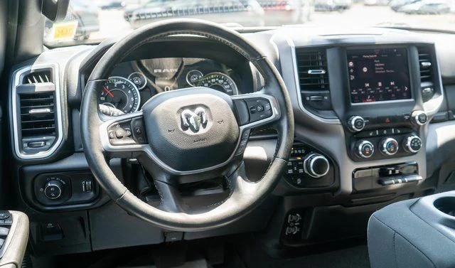 Used 2023 Silver Ram Big Horn/Lone Star image 13