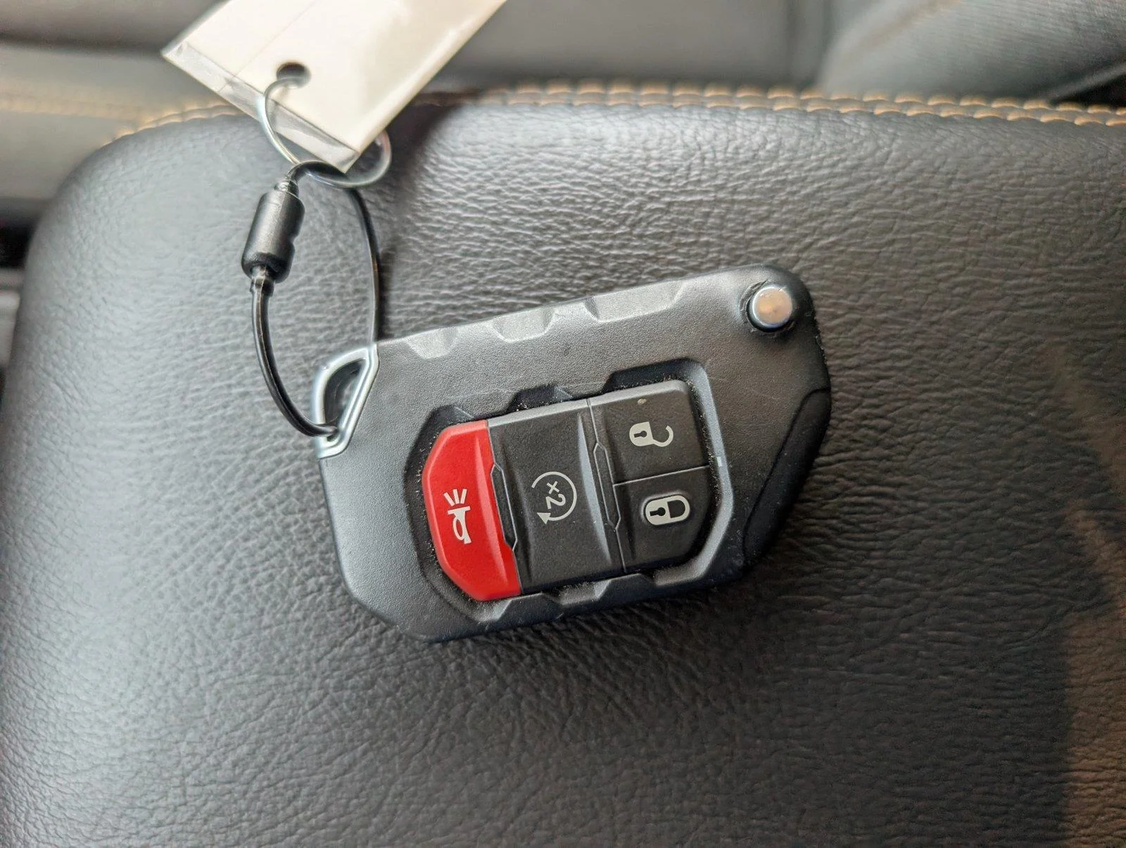 Used 2025 Black Clearcoat Jeep Sahara image 22