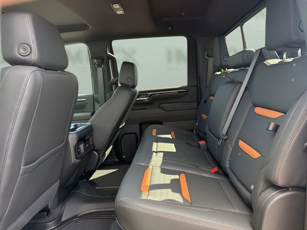 Used 2026 Onyx Black GMC AT4 image 13