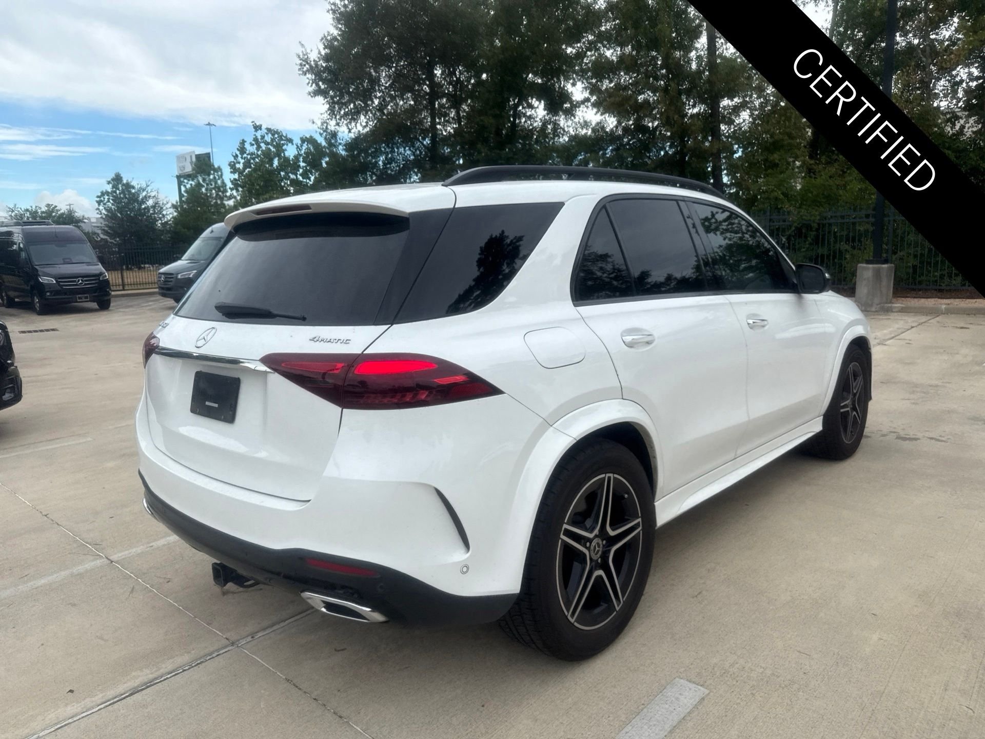 Certified Used 2024 Polar White Mercedes-Benz GLE 450 image 4